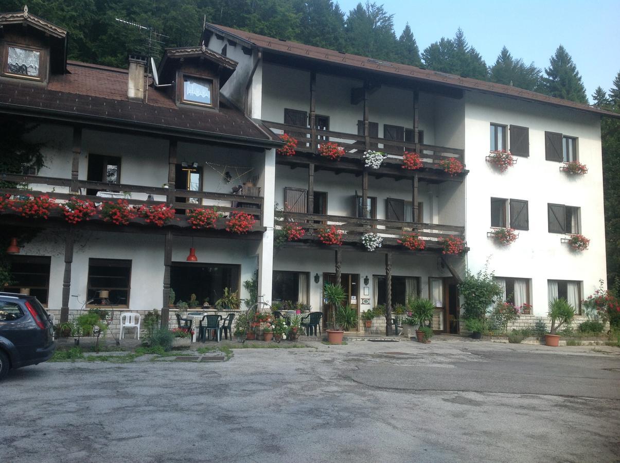 Albergo Club21 Лавароне Екстер'єр фото